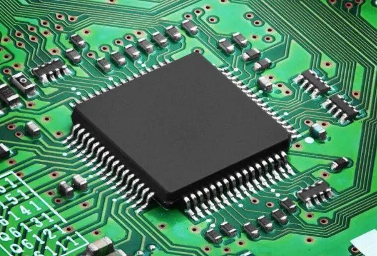 回收存儲器、傳感器、微控制器、收發(fā)器，新能源IC，5G 芯片
